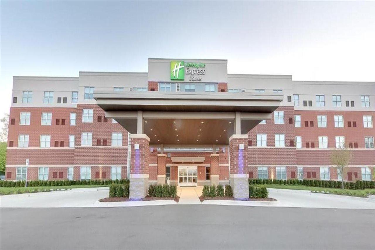 Holiday Inn Express & Suites Plymouth - Ann Arbor Area, An Ihg Hotel מראה חיצוני תמונה